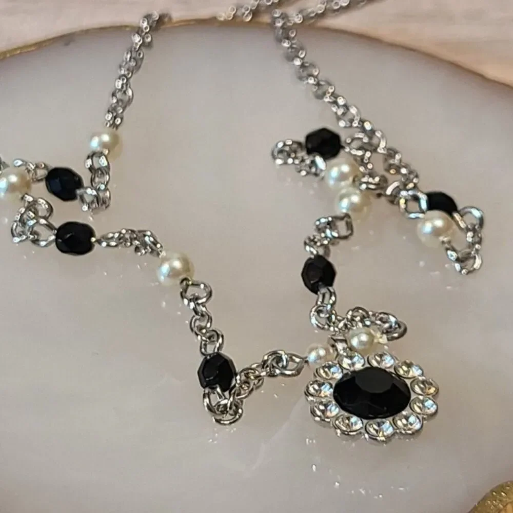 Vintage Marvella Black Faux Pearl Rhinestone Halo Pendant Necklace 18